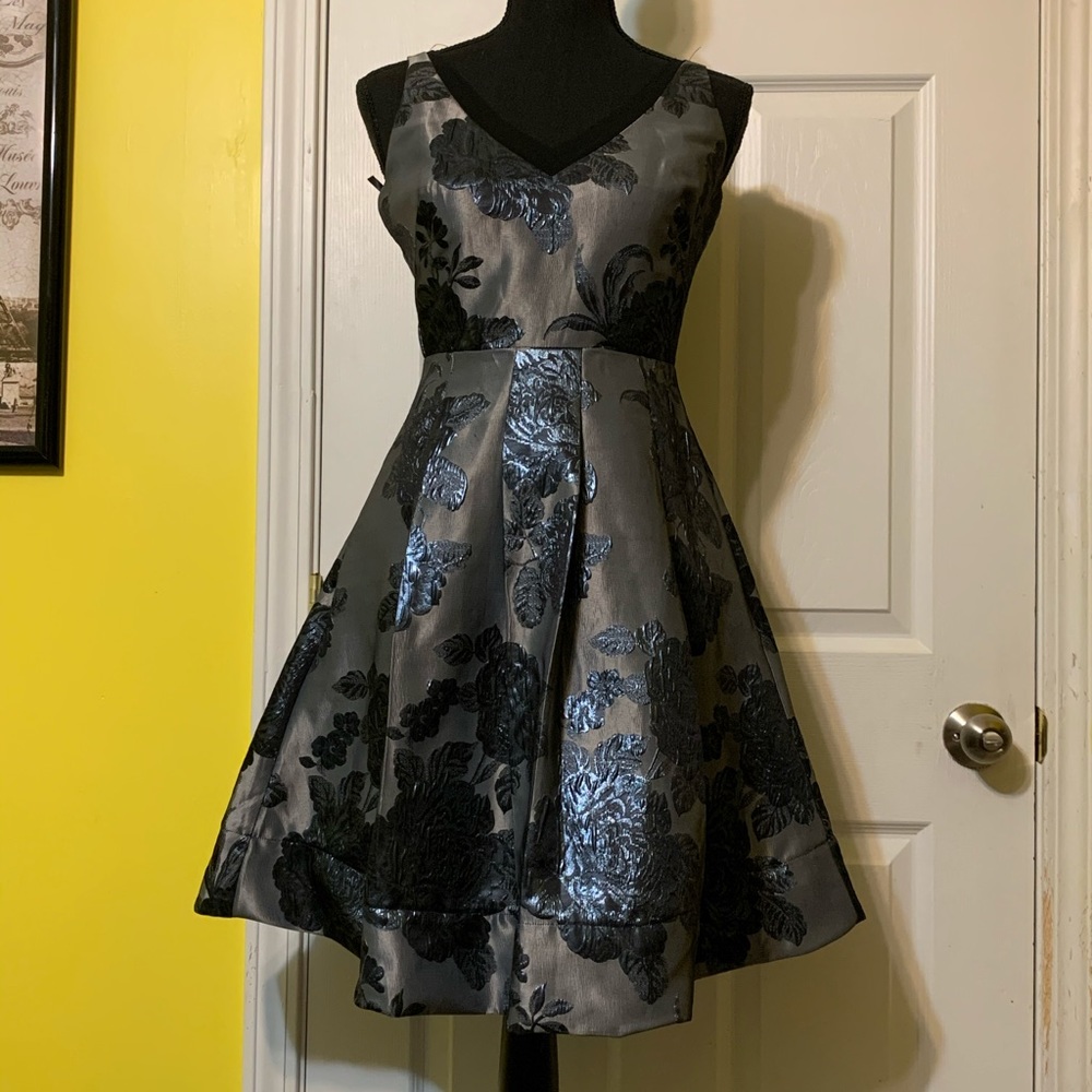 ❤️👠WHBM Floral Blue gray dress👠💕